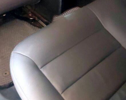 Черный Фольксваген Пассат, объемом двигателя 1.8 л и пробегом 374 тыс. км за 5000 $, фото 5 на Automoto.ua