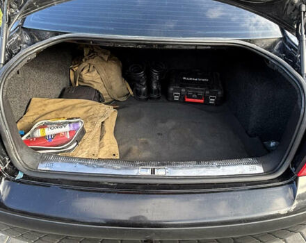 Черный Фольксваген Пассат, объемом двигателя 1.6 л и пробегом 277 тыс. км за 4900 $, фото 9 на Automoto.ua