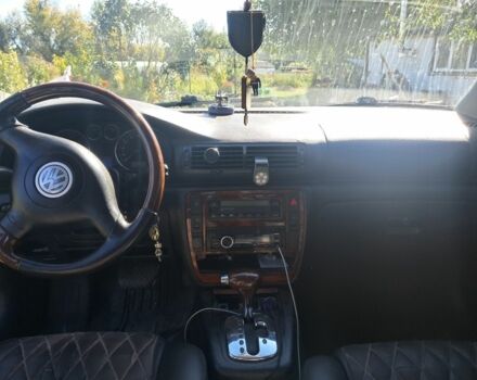 Черный Фольксваген Пассат, объемом двигателя 3 л и пробегом 386 тыс. км за 4100 $, фото 5 на Automoto.ua