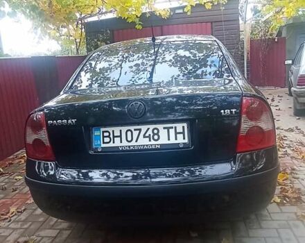 Черный Фольксваген Пассат, объемом двигателя 1.78 л и пробегом 267 тыс. км за 4800 $, фото 5 на Automoto.ua