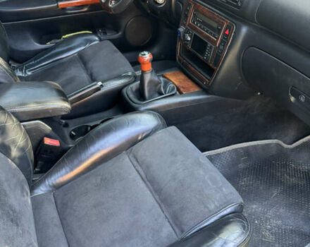 Черный Фольксваген Пассат, объемом двигателя 1.78 л и пробегом 303 тыс. км за 4000 $, фото 7 на Automoto.ua