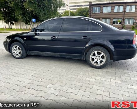 Черный Фольксваген Пассат, объемом двигателя 1.9 л и пробегом 258 тыс. км за 3850 $, фото 4 на Automoto.ua