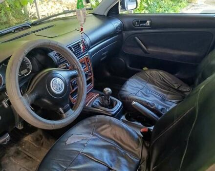 Черный Фольксваген Пассат, объемом двигателя 1.98 л и пробегом 443 тыс. км за 3800 $, фото 6 на Automoto.ua