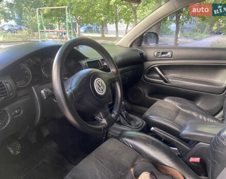Чорний Фольксваген Пассат, об'ємом двигуна 1.78 л та пробігом 340 тис. км за 5000 $, фото 6 на Automoto.ua
