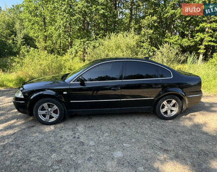 Черный Фольксваген Пассат, объемом двигателя 1.78 л и пробегом 303 тыс. км за 4000 $, фото 1 на Automoto.ua