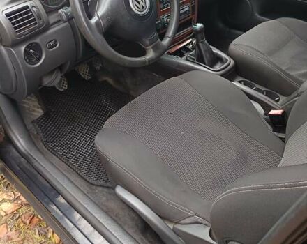 Черный Фольксваген Пассат, объемом двигателя 1.78 л и пробегом 400 тыс. км за 4700 $, фото 4 на Automoto.ua