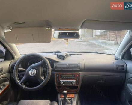 Черный Фольксваген Пассат, объемом двигателя 1.98 л и пробегом 257 тыс. км за 4500 $, фото 12 на Automoto.ua