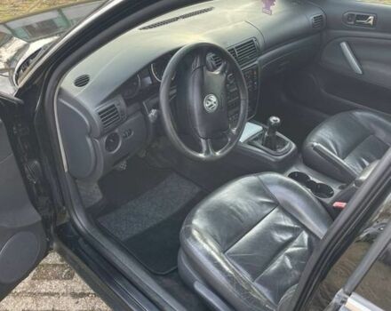 Черный Фольксваген Пассат, объемом двигателя 1.9 л и пробегом 220 тыс. км за 1650 $, фото 6 на Automoto.ua