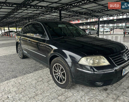Черный Фольксваген Пассат, объемом двигателя 1.78 л и пробегом 360 тыс. км за 3750 $, фото 4 на Automoto.ua