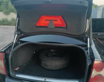 Черный Фольксваген Пассат, объемом двигателя 1.8 л и пробегом 250 тыс. км за 5200 $, фото 17 на Automoto.ua