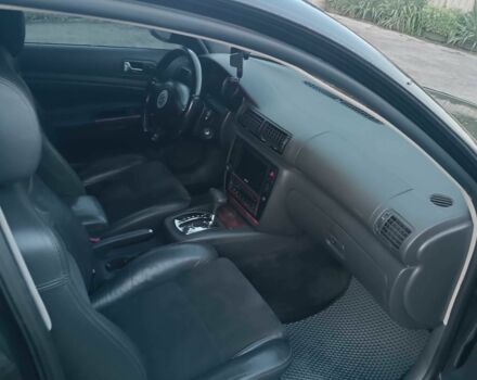 Черный Фольксваген Пассат, объемом двигателя 1.8 л и пробегом 250 тыс. км за 5200 $, фото 12 на Automoto.ua