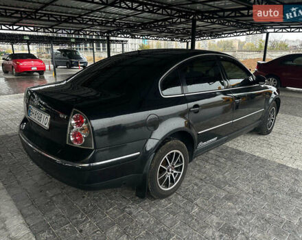 Черный Фольксваген Пассат, объемом двигателя 1.78 л и пробегом 360 тыс. км за 3750 $, фото 3 на Automoto.ua