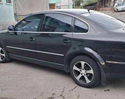 Черный Фольксваген Пассат, объемом двигателя 1.8 л и пробегом 342 тыс. км за 5300 $, фото 8 на Automoto.ua