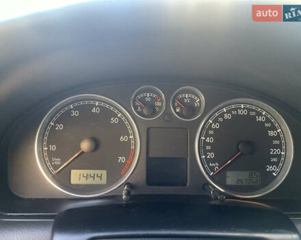 Черный Фольксваген Пассат, объемом двигателя 1.98 л и пробегом 257 тыс. км за 4500 $, фото 13 на Automoto.ua