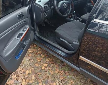 Черный Фольксваген Пассат, объемом двигателя 1.78 л и пробегом 400 тыс. км за 4700 $, фото 5 на Automoto.ua