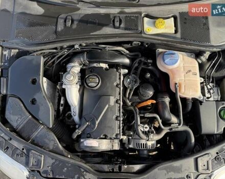 Черный Фольксваген Пассат, объемом двигателя 1.9 л и пробегом 443 тыс. км за 2400 $, фото 9 на Automoto.ua