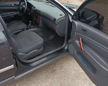 Черный Фольксваген Пассат, объемом двигателя 1.78 л и пробегом 400 тыс. км за 4700 $, фото 3 на Automoto.ua