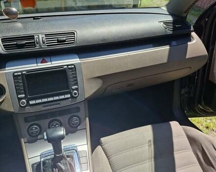 Чорний Фольксваген Пассат, об'ємом двигуна 1.98 л та пробігом 373 тис. км за 5500 $, фото 11 на Automoto.ua