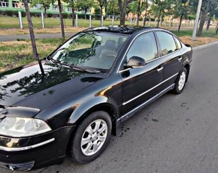 Черный Фольксваген Пассат, объемом двигателя 2.8 л и пробегом 305 тыс. км за 5300 $, фото 1 на Automoto.ua