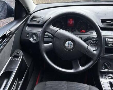 Чорний Фольксваген Пассат, об'ємом двигуна 1.6 л та пробігом 254 тис. км за 5000 $, фото 12 на Automoto.ua