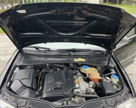 Черный Фольксваген Пассат, объемом двигателя 1.78 л и пробегом 310 тыс. км за 4700 $, фото 10 на Automoto.ua