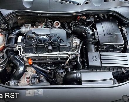 Чорний Фольксваген Пассат, об'ємом двигуна 2 л та пробігом 310 тис. км за 7200 $, фото 4 на Automoto.ua
