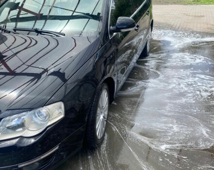 Чорний Фольксваген Пассат, об'ємом двигуна 2 л та пробігом 300 тис. км за 3500 $, фото 5 на Automoto.ua