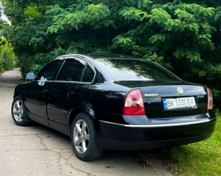 Черный Фольксваген Пассат, объемом двигателя 1.8 л и пробегом 310 тыс. км за 4900 $, фото 2 на Automoto.ua