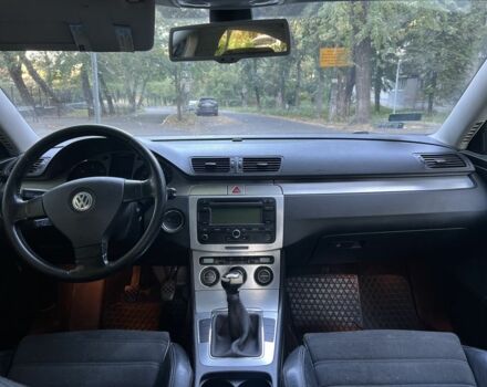 Чорний Фольксваген Пассат, об'ємом двигуна 2 л та пробігом 300 тис. км за 2500 $, фото 8 на Automoto.ua