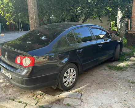 Чорний Фольксваген Пассат, об'ємом двигуна 1.6 л та пробігом 300 тис. км за 5900 $, фото 1 на Automoto.ua