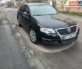 Черный Фольксваген Пассат, объемом двигателя 1.97 л и пробегом 300 тыс. км за 4600 $, фото 1 на Automoto.ua