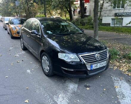 Чорний Фольксваген Пассат, об'ємом двигуна 2 л та пробігом 300 тис. км за 2500 $, фото 2 на Automoto.ua