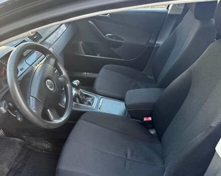 Черный Фольксваген Пассат, объемом двигателя 1.6 л и пробегом 284 тыс. км за 5200 $, фото 8 на Automoto.ua