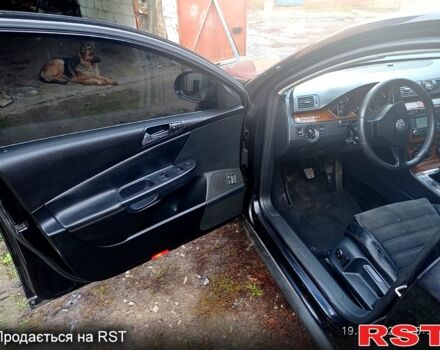 Черный Фольксваген Пассат, объемом двигателя 2 л и пробегом 270 тыс. км за 5800 $, фото 4 на Automoto.ua