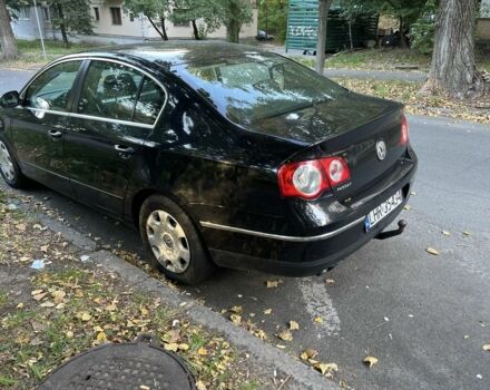 Чорний Фольксваген Пассат, об'ємом двигуна 2 л та пробігом 300 тис. км за 2500 $, фото 3 на Automoto.ua