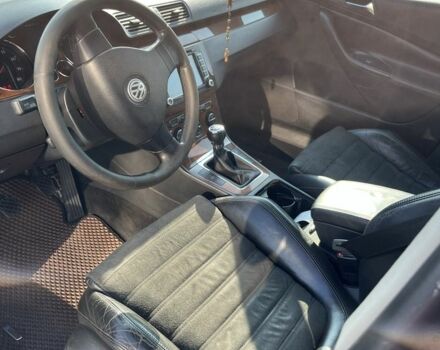 Чорний Фольксваген Пассат, об'ємом двигуна 2 л та пробігом 265 тис. км за 6000 $, фото 9 на Automoto.ua