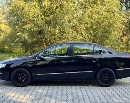 Черный Фольксваген Пассат, объемом двигателя 2 л и пробегом 227 тыс. км за 2200 $, фото 5 на Automoto.ua