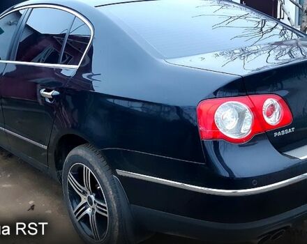 Чорний Фольксваген Пассат, об'ємом двигуна 2 л та пробігом 255 тис. км за 7400 $, фото 12 на Automoto.ua