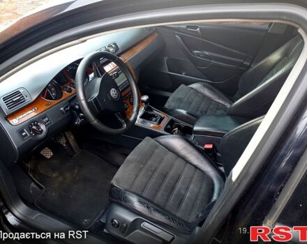 Черный Фольксваген Пассат, объемом двигателя 2 л и пробегом 270 тыс. км за 5800 $, фото 9 на Automoto.ua