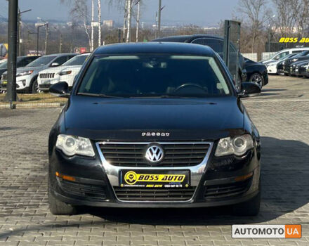 Черный Фольксваген Пассат, объемом двигателя 1.6 л и пробегом 319 тыс. км за 5700 $, фото 1 на Automoto.ua