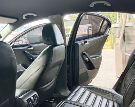 Черный Фольксваген Пассат, объемом двигателя 2 л и пробегом 381 тыс. км за 6500 $, фото 2 на Automoto.ua