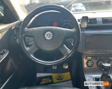 Черный Фольксваген Пассат, объемом двигателя 1.6 л и пробегом 319 тыс. км за 5700 $, фото 12 на Automoto.ua