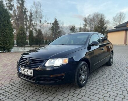 Чорний Фольксваген Пассат, об'ємом двигуна 2 л та пробігом 285 тис. км за 3950 $, фото 3 на Automoto.ua