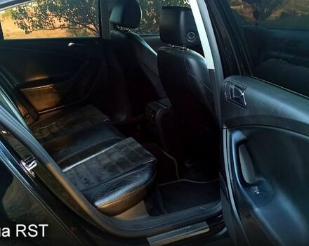 Чорний Фольксваген Пассат, об'ємом двигуна 2 л та пробігом 245 тис. км за 7500 $, фото 3 на Automoto.ua