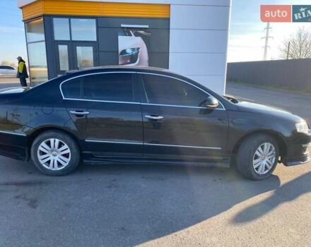 Черный Фольксваген Пассат, объемом двигателя 2 л и пробегом 240 тыс. км за 7000 $, фото 5 на Automoto.ua