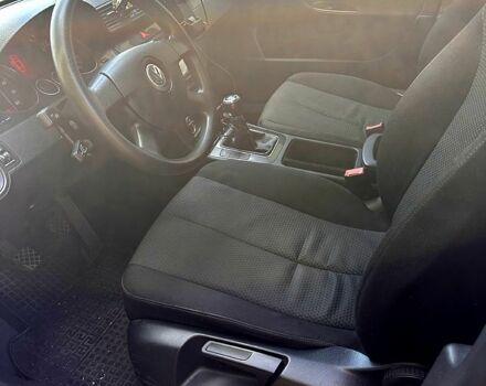 Чорний Фольксваген Пассат, об'ємом двигуна 1.6 л та пробігом 270 тис. км за 5300 $, фото 2 на Automoto.ua