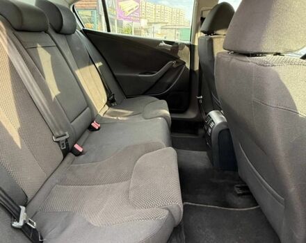 Чорний Фольксваген Пассат, об'ємом двигуна 2 л та пробігом 250 тис. км за 4600 $, фото 7 на Automoto.ua