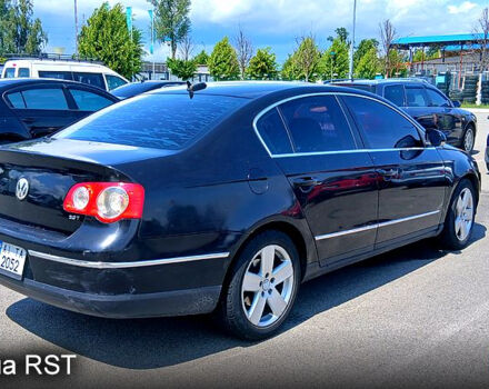 Черный Фольксваген Пассат, объемом двигателя 2 л и пробегом 233 тыс. км за 4200 $, фото 4 на Automoto.ua