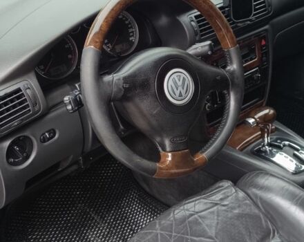 Чорний Фольксваген Пассат, об'ємом двигуна 1.8 л та пробігом 370 тис. км за 4200 $, фото 13 на Automoto.ua