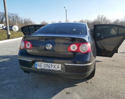 Черный Фольксваген Пассат, объемом двигателя 2 л и пробегом 230 тыс. км за 6500 $, фото 6 на Automoto.ua